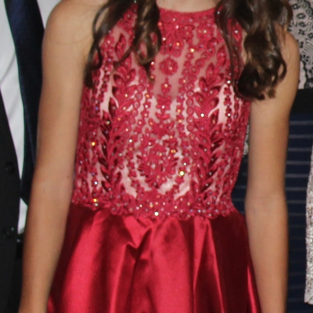 Splash Red, Short, Semi-Formal Dress with Crystal Beaded Top (Size 2)